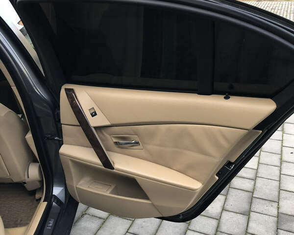 Сірий БМВ 5 Серія, об'ємом двигуна 2.99 л та пробігом 450 тис. км за 9700 $, фото 21 на Automoto.ua