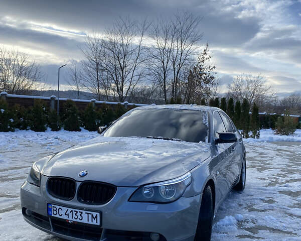 Серый БМВ 5 Серия, объемом двигателя 3 л и пробегом 388 тыс. км за 7500 $, фото 5 на Automoto.ua