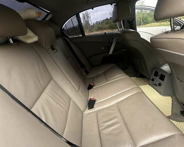 Сірий БМВ 5 Серія, об'ємом двигуна 2 л та пробігом 342 тис. км за 8300 $, фото 12 на Automoto.ua