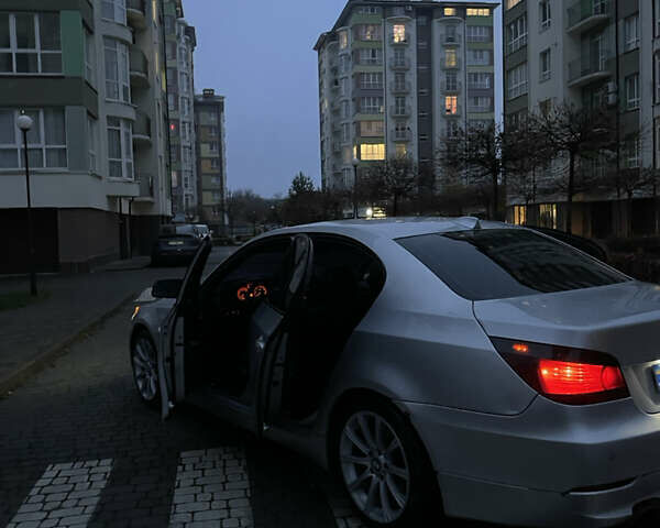 Серый БМВ 5 Серия, объемом двигателя 2 л и пробегом 245 тыс. км за 8900 $, фото 12 на Automoto.ua