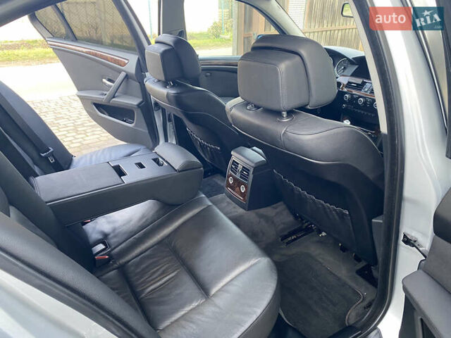 Серый БМВ 5 Серия, объемом двигателя 2.99 л и пробегом 362 тыс. км за 10799 $, фото 48 на Automoto.ua