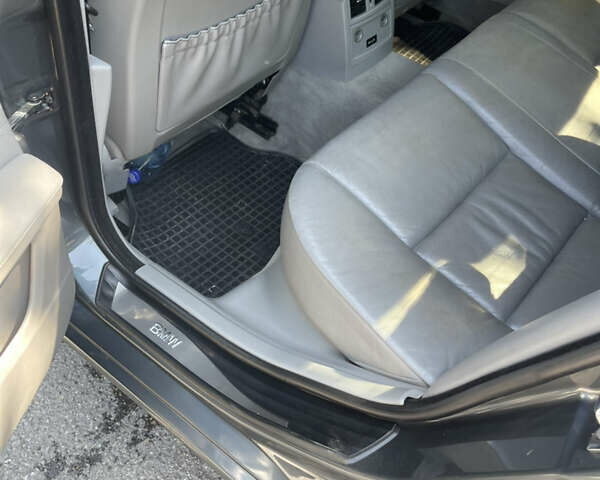 Сірий БМВ 5 Серія, об'ємом двигуна 2 л та пробігом 298 тис. км за 9300 $, фото 25 на Automoto.ua