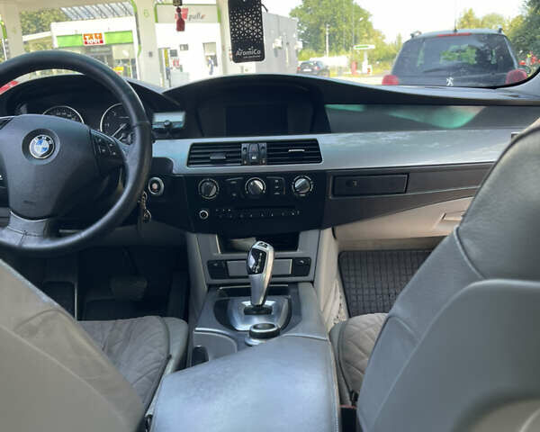Сірий БМВ 5 Серія, об'ємом двигуна 2 л та пробігом 298 тис. км за 9300 $, фото 35 на Automoto.ua