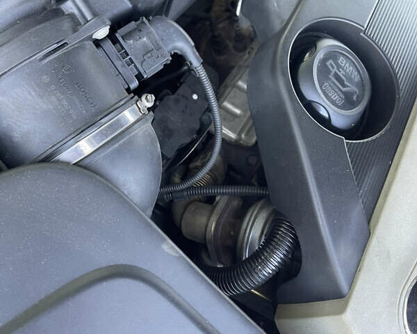 Сірий БМВ 5 Серія, об'ємом двигуна 2 л та пробігом 298 тис. км за 9300 $, фото 30 на Automoto.ua