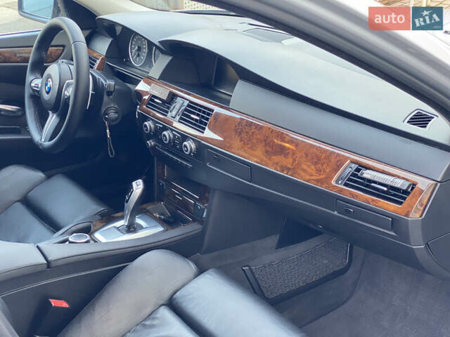 Серый БМВ 5 Серия, объемом двигателя 2.99 л и пробегом 362 тыс. км за 10799 $, фото 40 на Automoto.ua