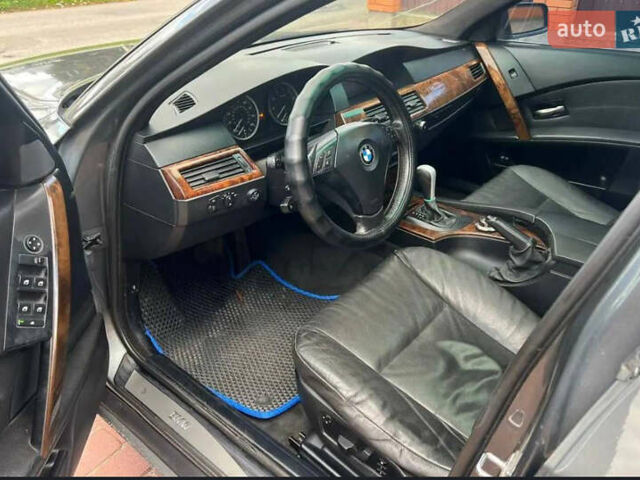 БМВ 5 Серия 2007 в Хмельницком на Automoto.ua Серый БМВ 5 Серия, объемом двигателя 3 л и пробегом 365 тыс. км за 6799 $, фото 9 на Automoto.ua