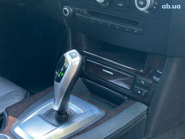 Серый БМВ 5 Серия, объемом двигателя 2.5 л и пробегом 307 тыс. км за 8490 $, фото 31 на Automoto.ua