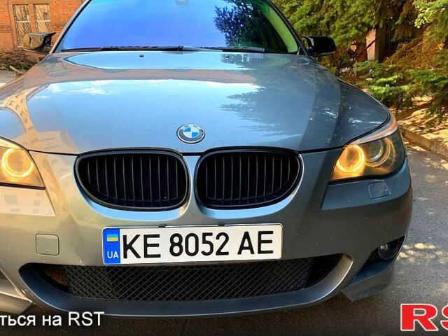 Серый БМВ 5 Серия, объемом двигателя 3 л и пробегом 301 тыс. км за 9999 $, фото 6 на Automoto.ua