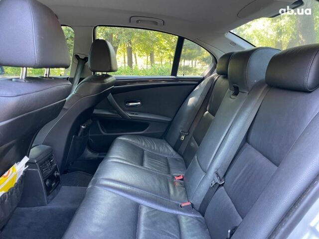 Серый БМВ 5 Серия, объемом двигателя 2.5 л и пробегом 307 тыс. км за 8490 $, фото 22 на Automoto.ua