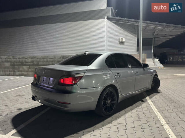 Сірий БМВ 5 Серія, об'ємом двигуна 2.99 л та пробігом 304 тис. км за 10799 $, фото 20 на Automoto.ua