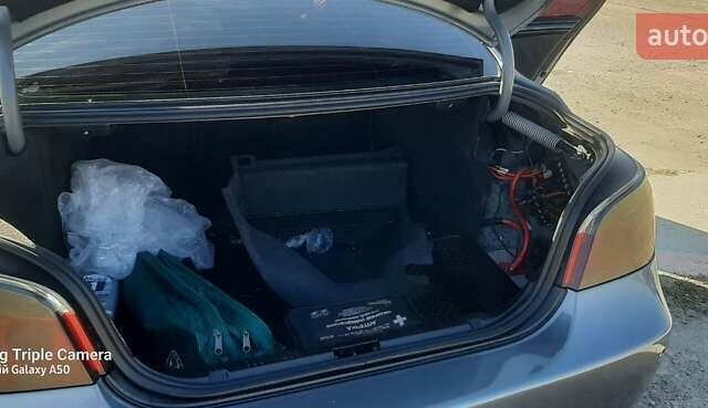 Серый БМВ 5 Серия, объемом двигателя 2.99 л и пробегом 356 тыс. км за 12555 $, фото 2 на Automoto.ua