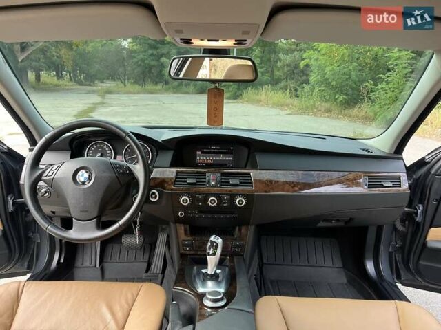 Сірий БМВ 5 Серія, об'ємом двигуна 2.49 л та пробігом 127 тис. км за 13999 $, фото 10 на Automoto.ua
