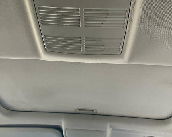 Сірий БМВ 5 Серія, об'ємом двигуна 2 л та пробігом 298 тис. км за 9300 $, фото 33 на Automoto.ua