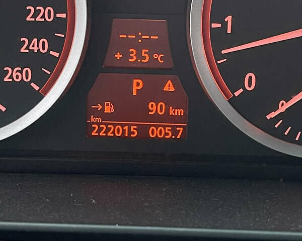 Серый БМВ 5 Серия, объемом двигателя 2.5 л и пробегом 220 тыс. км за 7500 $, фото 14 на Automoto.ua