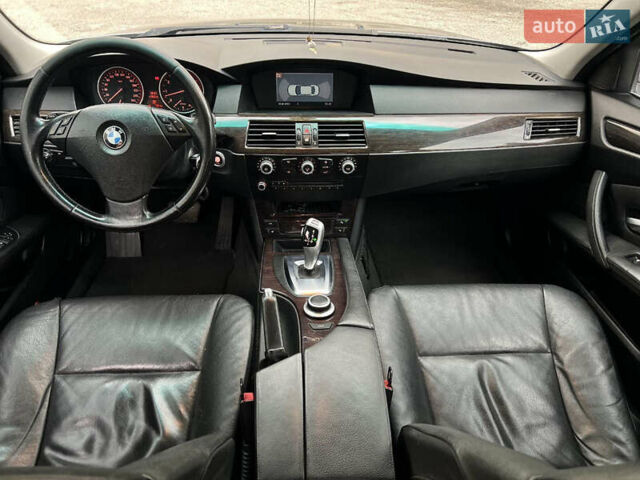 Серый БМВ 5 Серия, объемом двигателя 2.5 л и пробегом 255 тыс. км за 8750 $, фото 19 на Automoto.ua