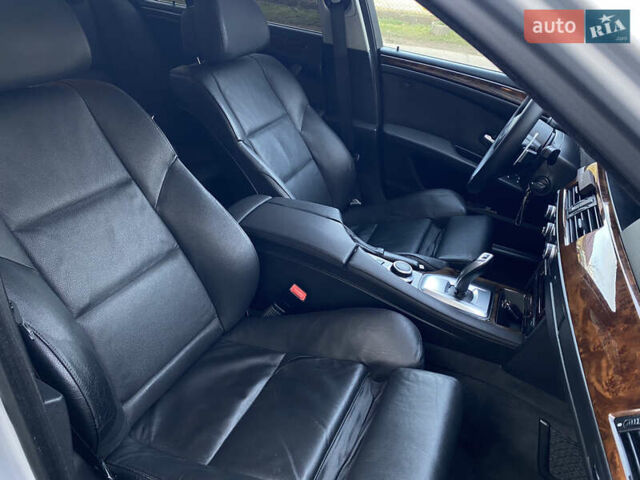 Серый БМВ 5 Серия, объемом двигателя 2.99 л и пробегом 362 тыс. км за 10799 $, фото 43 на Automoto.ua