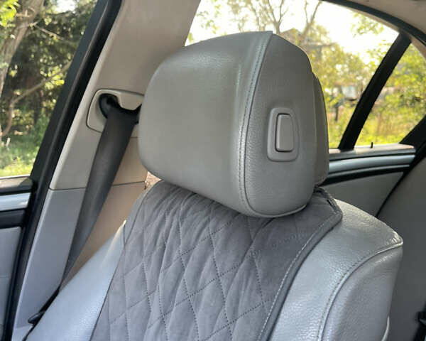 Сірий БМВ 5 Серія, об'ємом двигуна 2 л та пробігом 298 тис. км за 9300 $, фото 24 на Automoto.ua