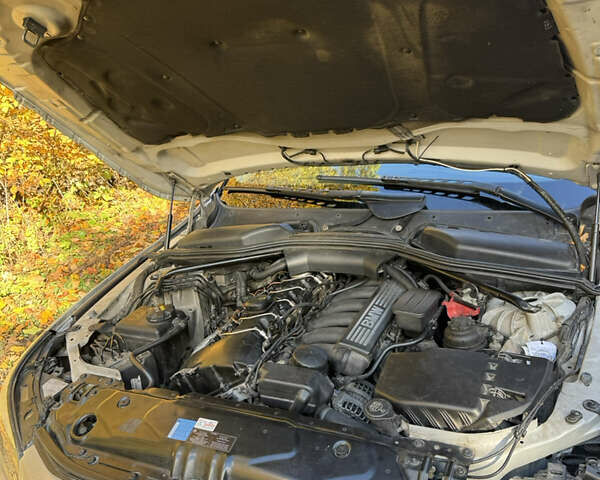 Серый БМВ 5 Серия, объемом двигателя 2.5 л и пробегом 476 тыс. км за 7600 $, фото 17 на Automoto.ua