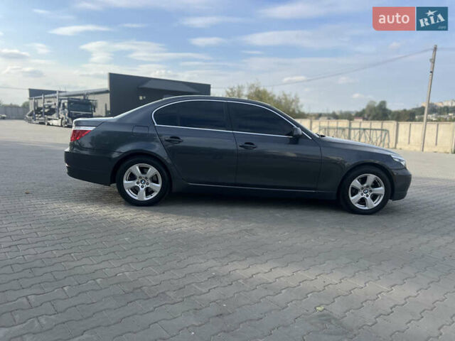 Серый БМВ 5 Серия, объемом двигателя 3 л и пробегом 275 тыс. км за 10200 $, фото 7 на Automoto.ua