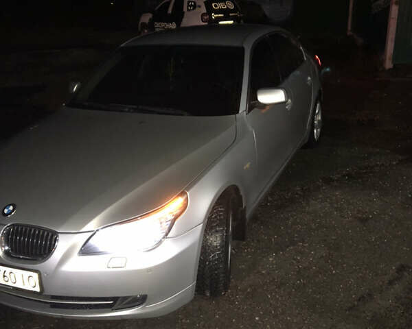 Серый БМВ 5 Серия, объемом двигателя 3 л и пробегом 258 тыс. км за 10000 $, фото 14 на Automoto.ua