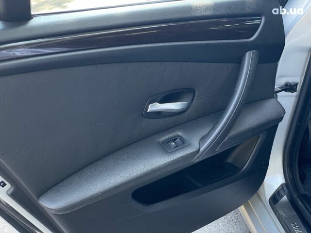 Серый БМВ 5 Серия, объемом двигателя 2.5 л и пробегом 307 тыс. км за 8490 $, фото 24 на Automoto.ua
