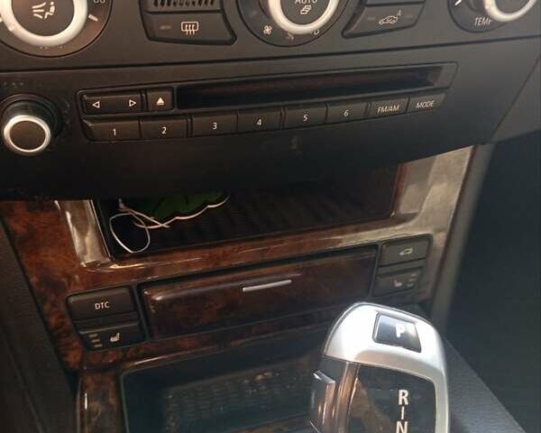 Серый БМВ 5 Серия, объемом двигателя 2.8 л и пробегом 161 тыс. км за 9500 $, фото 8 на Automoto.ua