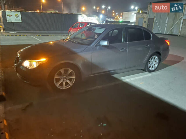 Серый БМВ 5 Серия, объемом двигателя 2.5 л и пробегом 287 тыс. км за 11000 $, фото 4 на Automoto.ua