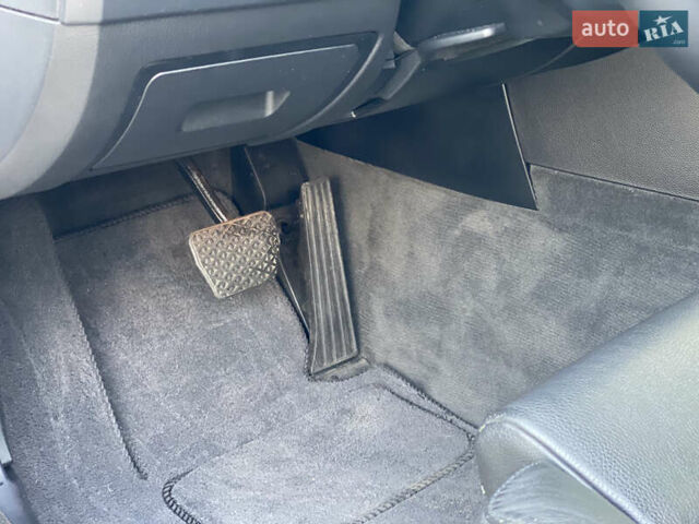 Серый БМВ 5 Серия, объемом двигателя 2.99 л и пробегом 362 тыс. км за 10799 $, фото 31 на Automoto.ua