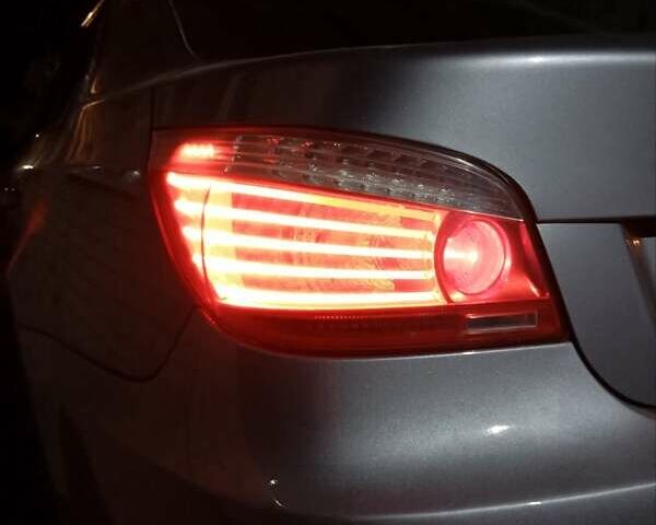 Серый БМВ 5 Серия, объемом двигателя 2.8 л и пробегом 161 тыс. км за 9500 $, фото 16 на Automoto.ua