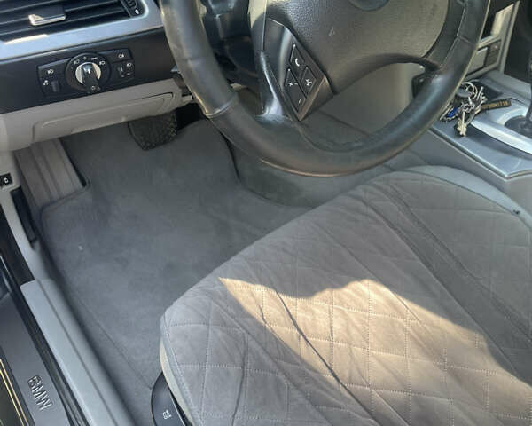 Сірий БМВ 5 Серія, об'ємом двигуна 2 л та пробігом 298 тис. км за 9300 $, фото 42 на Automoto.ua