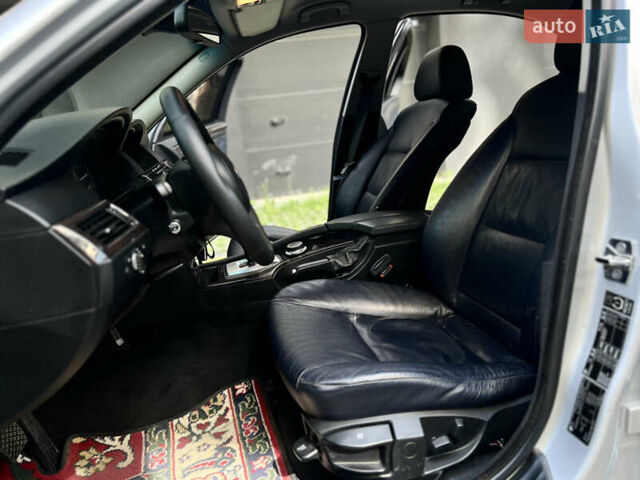 Серый БМВ 5 Серия, объемом двигателя 2.5 л и пробегом 367 тыс. км за 9250 $, фото 27 на Automoto.ua