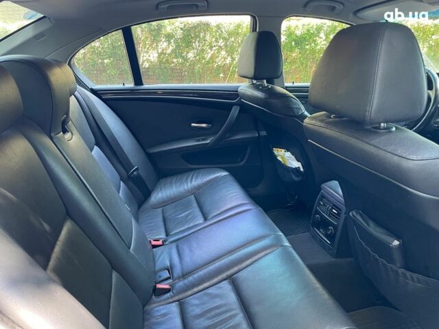 Серый БМВ 5 Серия, объемом двигателя 2.5 л и пробегом 307 тыс. км за 8490 $, фото 26 на Automoto.ua