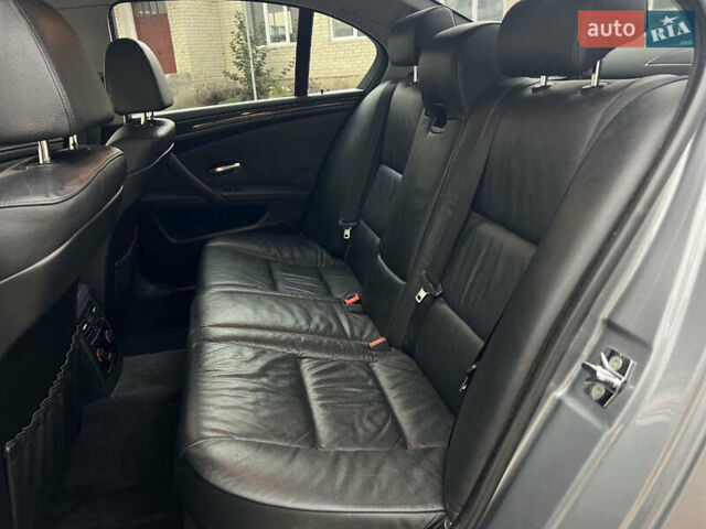 Серый БМВ 5 Серия, объемом двигателя 2.5 л и пробегом 255 тыс. км за 8750 $, фото 37 на Automoto.ua