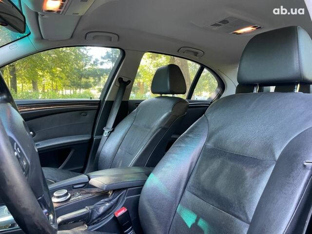 Серый БМВ 5 Серия, объемом двигателя 2.5 л и пробегом 307 тыс. км за 8490 $, фото 16 на Automoto.ua