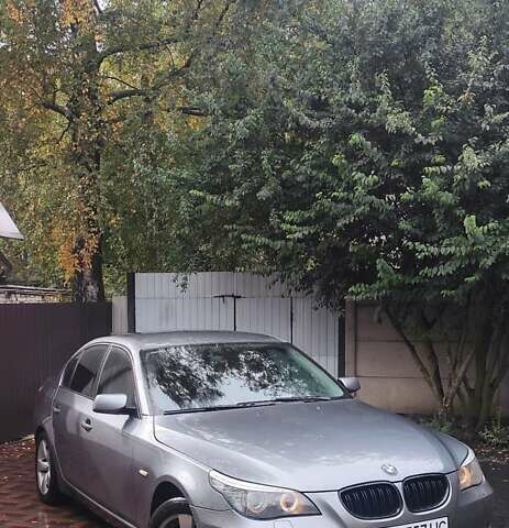 Серый БМВ 5 Серия, объемом двигателя 3 л и пробегом 349 тыс. км за 8900 $, фото 9 на Automoto.ua