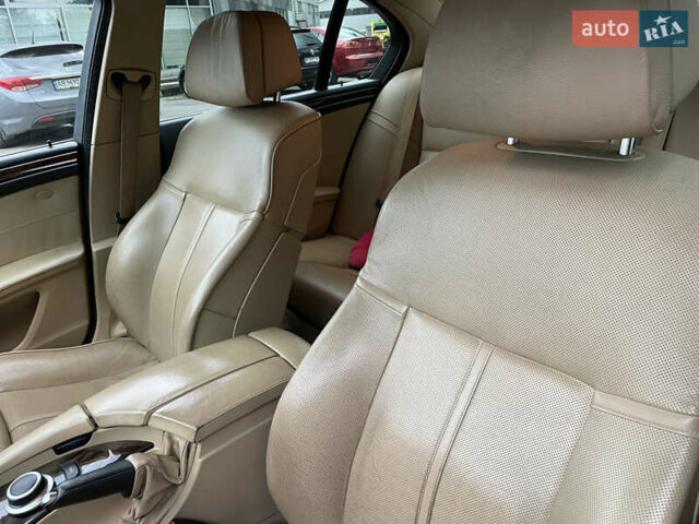 Серый БМВ 5 Серия, объемом двигателя 3 л и пробегом 280 тыс. км за 10200 $, фото 9 на Automoto.ua