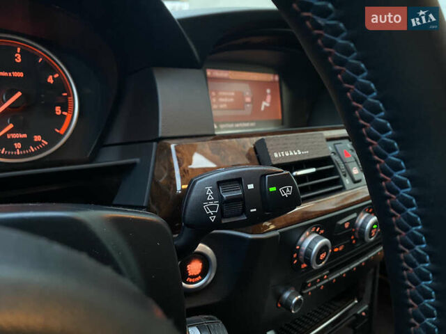 Серый БМВ 5 Серия, объемом двигателя 2.99 л и пробегом 362 тыс. км за 10799 $, фото 34 на Automoto.ua