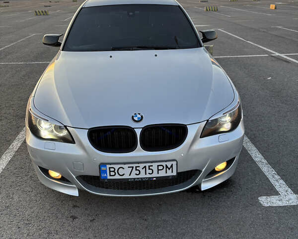 Серый БМВ 5 Серия, объемом двигателя 3 л и пробегом 303 тыс. км за 9800 $, фото 14 на Automoto.ua