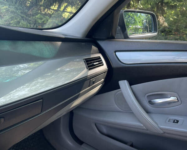 Сірий БМВ 5 Серія, об'ємом двигуна 2 л та пробігом 298 тис. км за 9300 $, фото 18 на Automoto.ua