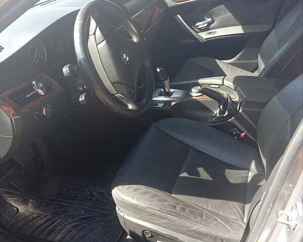 Серый БМВ 5 Серия, объемом двигателя 2.8 л и пробегом 161 тыс. км за 9500 $, фото 28 на Automoto.ua