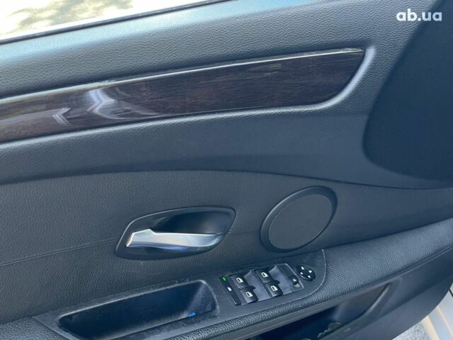 Серый БМВ 5 Серия, объемом двигателя 2.5 л и пробегом 307 тыс. км за 8490 $, фото 12 на Automoto.ua