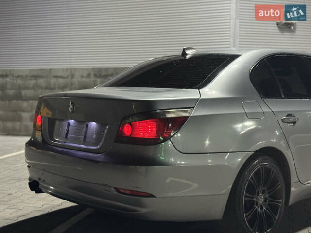 Сірий БМВ 5 Серія, об'ємом двигуна 2.99 л та пробігом 304 тис. км за 10799 $, фото 22 на Automoto.ua