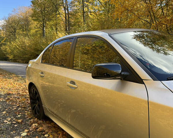 Серый БМВ 5 Серия, объемом двигателя 2.5 л и пробегом 476 тыс. км за 7600 $, фото 9 на Automoto.ua