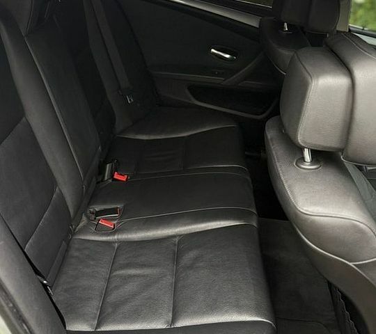 Сірий БМВ 5 Серія, об'ємом двигуна 2.99 л та пробігом 297 тис. км за 11200 $, фото 26 на Automoto.ua