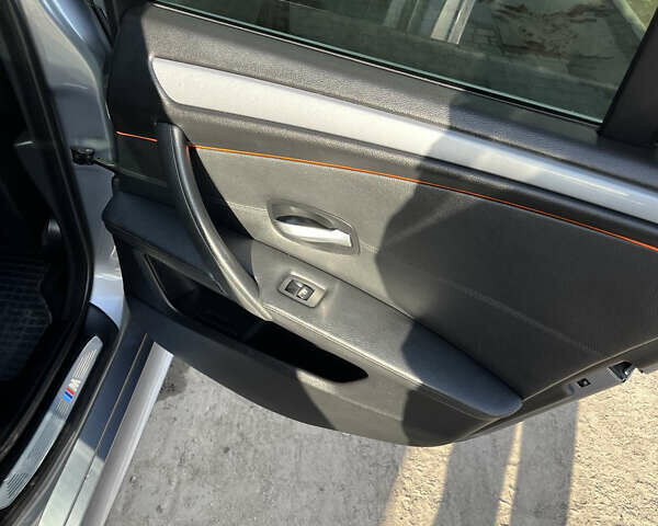 Серый БМВ 5 Серия, объемом двигателя 2 л и пробегом 372 тыс. км за 9500 $, фото 16 на Automoto.ua