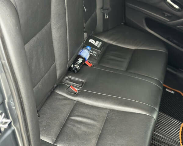 Серый БМВ 5 Серия, объемом двигателя 2 л и пробегом 402 тыс. км за 7950 $, фото 11 на Automoto.ua