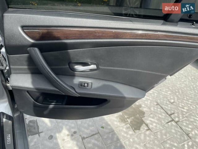 Сірий БМВ 5 Серія, об'ємом двигуна 2.98 л та пробігом 310 тис. км за 8500 $, фото 14 на Automoto.ua