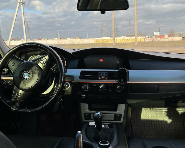 Серый БМВ 5 Серия, объемом двигателя 2 л и пробегом 372 тыс. км за 9500 $, фото 17 на Automoto.ua