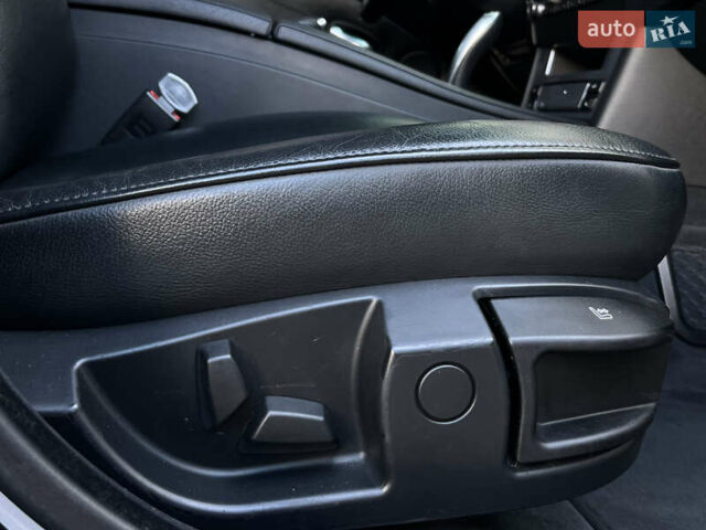 Серый БМВ 5 Серия, объемом двигателя 3 л и пробегом 310 тыс. км за 11999 $, фото 13 на Automoto.ua