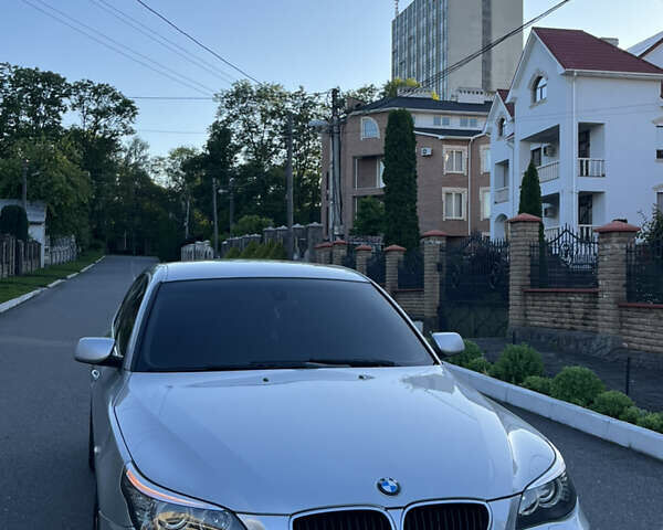 Серый БМВ 5 Серия, объемом двигателя 3 л и пробегом 310 тыс. км за 11999 $, фото 2 на Automoto.ua